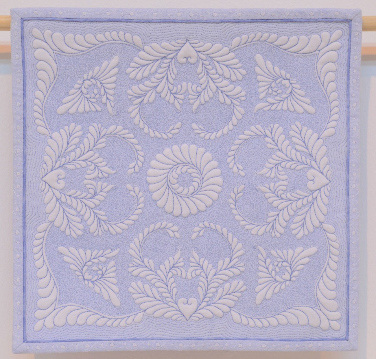 Miniatuurquilt door Kumiko Frydl - foto Festival of Quilts.