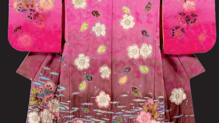 Detail van een kimono van Itchiku Kubota.