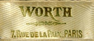 Merklabel van Charles Frederick Worth.