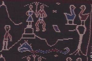 Schouderdoek uit Flores. Het toerisme is tegenwoordig een belangrijke inspiratiebron voor de wevers.
