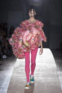 Comme des Garçons door Rei Kawakubo, lente/zomer 2014 - foto Etienne Tordoir.