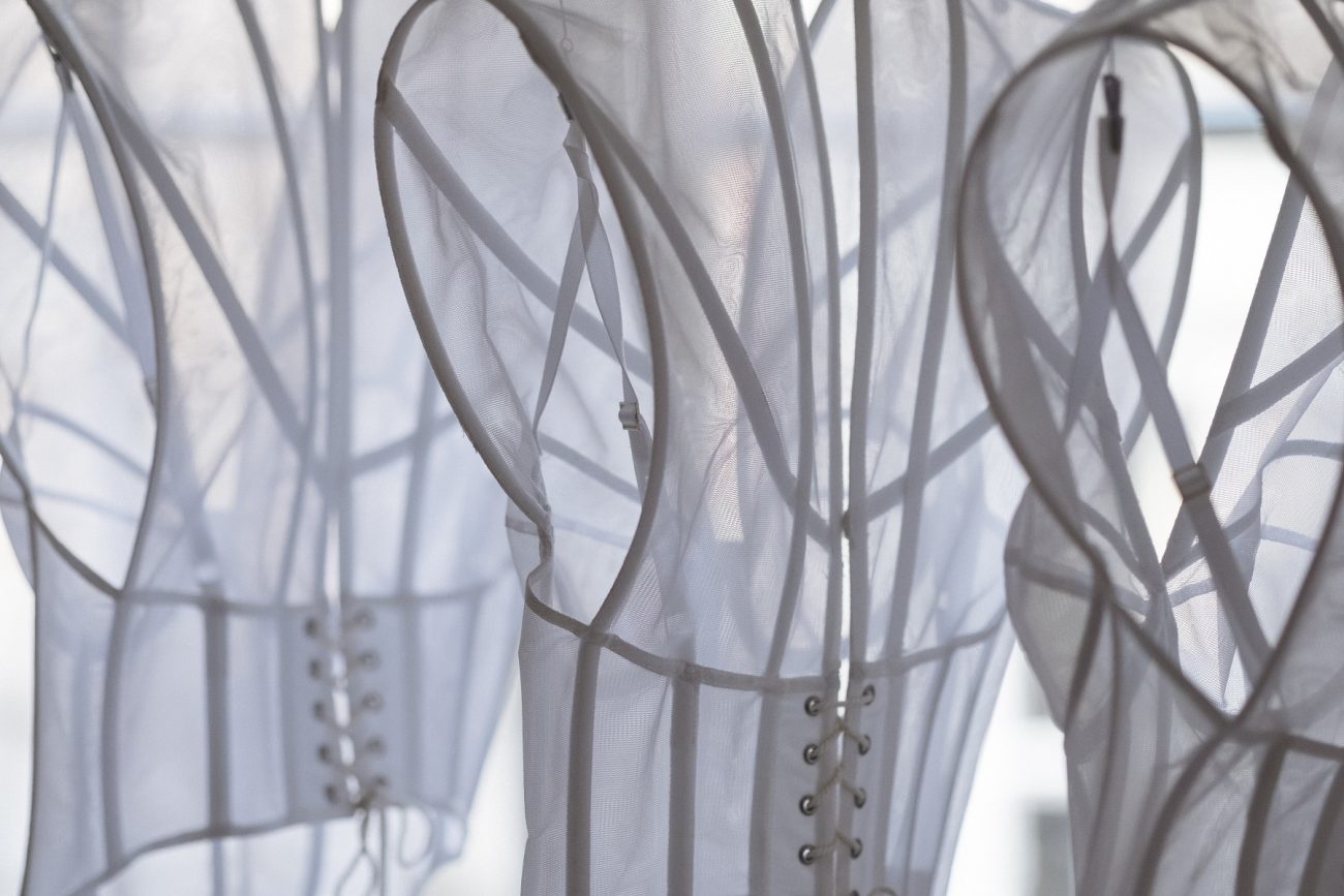 Drie ontwerpen van Tess van Zalinge - foto Marieke Bosma.