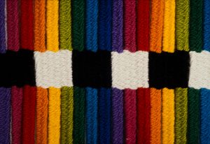 ‘Zonder titel’ (detail) door Ria van Eyk, 1977-1978, 212 x 35 cm - foto Victor E. Nieuwenhuys.